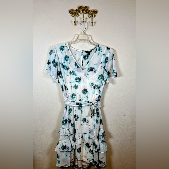 Simply Vera Vera Wang Dresses & Skirts - Simply Vera Vera Wang White Midi Dress with Teal Floral Print. Size XL